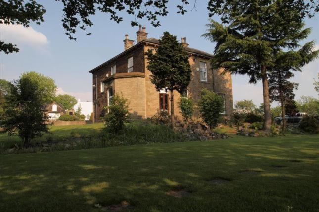 Gomersal Lodge Hotel Cleckheaton Exterior photo